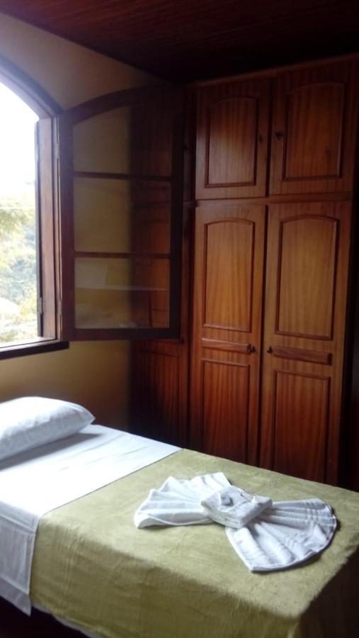 Hostel Mdemarilia Nova Friburgo Exteriör bild