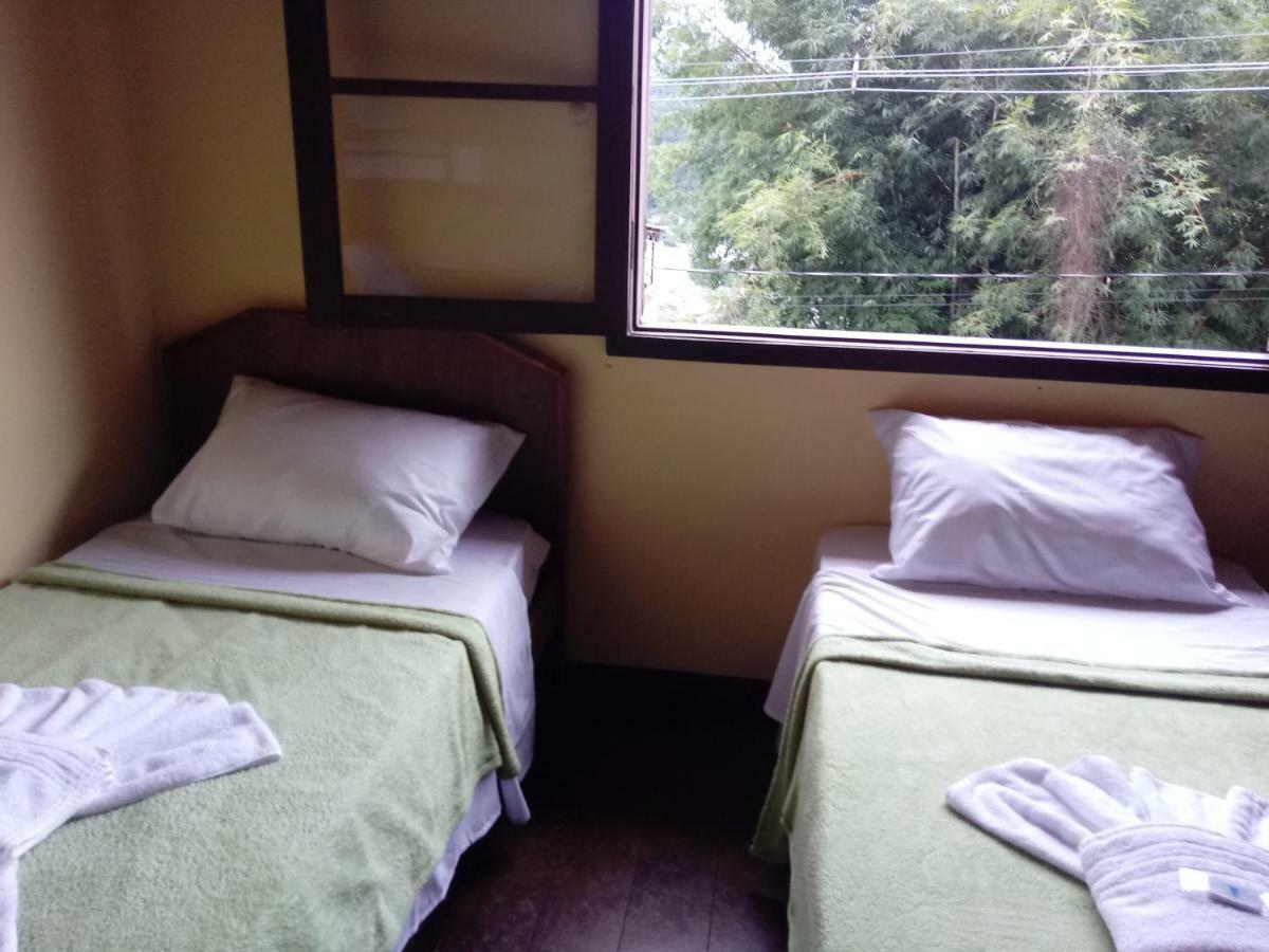 Hostel Mdemarilia Nova Friburgo Exteriör bild