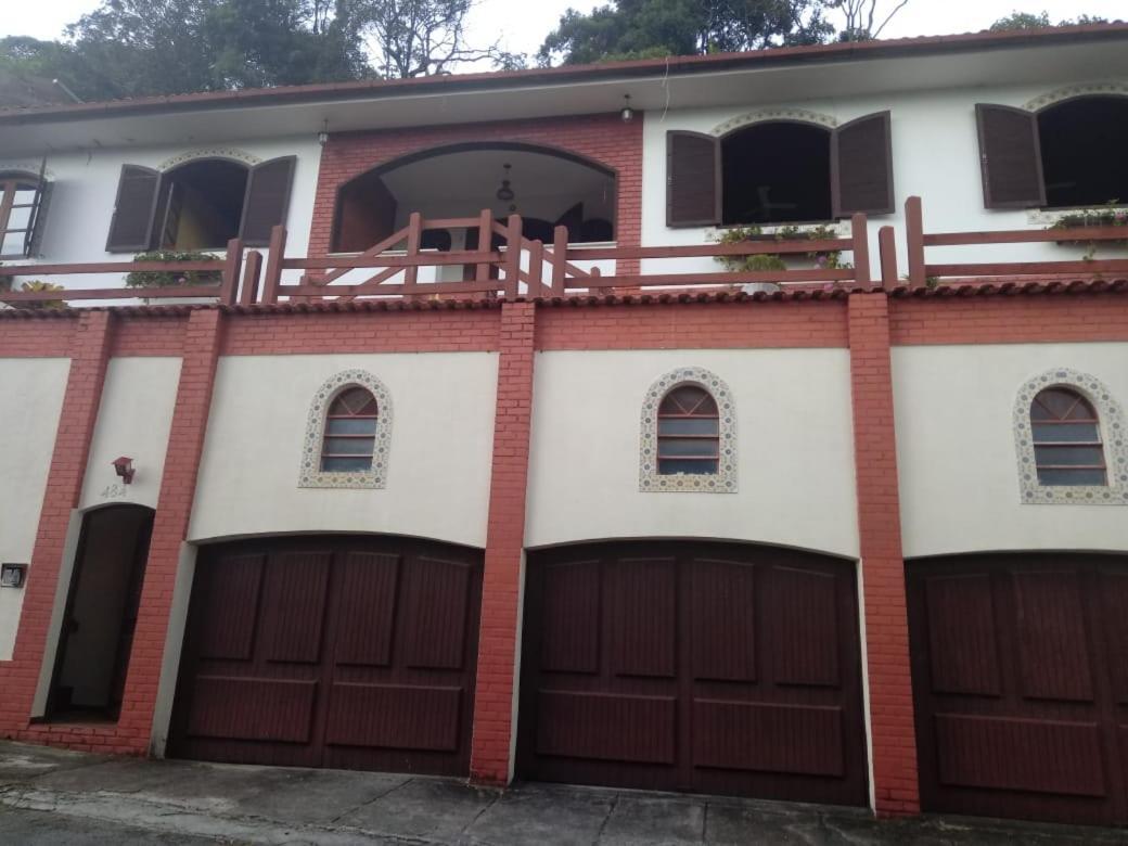 Hostel Mdemarilia Nova Friburgo Exteriör bild